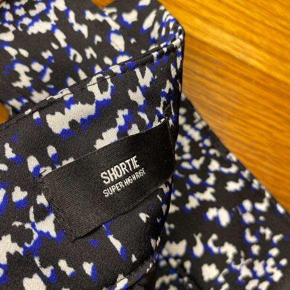 EXPRESS silky shortie super high rise shorts w/belt size 8 NWT - Picture 6 of 10